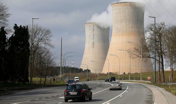 Ахен запасается йодом: насколько высок риск катастрофы на АЭС «Тианж» в Бельгии?